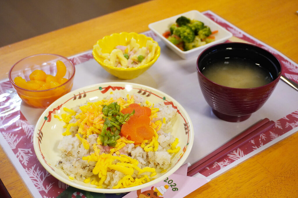 【大樹ランチ】新年のごちそう！栄養満点 サバそぼろ寿司