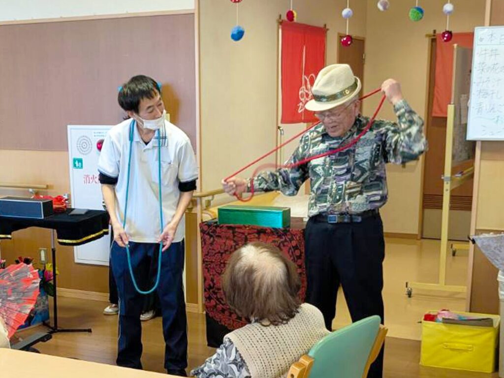 【通リハ】拍手喝采！手品ボランティアさんと一緒にマジックショー🪄